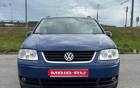 Volkswagen Touran III, 2006 год, 550 000 рублей, 5 фотография