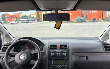Volkswagen Touran III, 2006 год, 550 000 рублей, 12 фотография