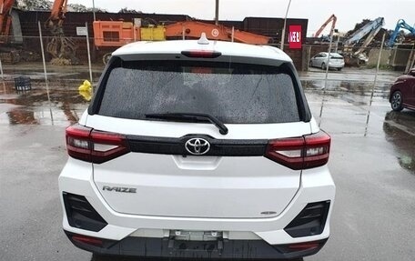 Toyota Raize I, 2022 год, 1 450 000 рублей, 2 фотография