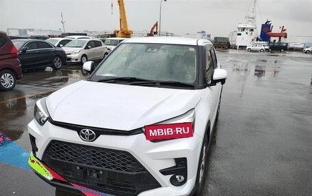 Toyota Raize I, 2022 год, 1 450 000 рублей, 8 фотография