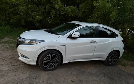 Honda Vezel, 2014 год, 1 099 000 рублей, 2 фотография