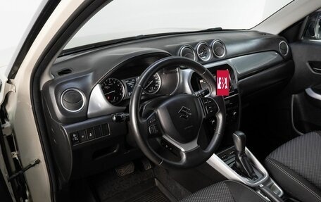 Suzuki Vitara II рестайлинг, 2015 год, 1 550 000 рублей, 10 фотография