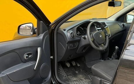 Renault Logan II, 2017 год, 770 000 рублей, 9 фотография
