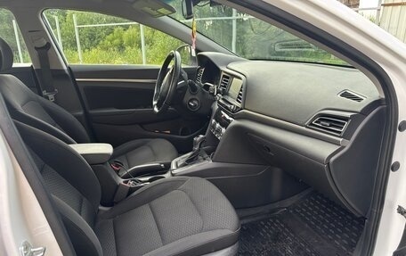 Hyundai Elantra VI рестайлинг, 2019 год, 1 620 000 рублей, 8 фотография