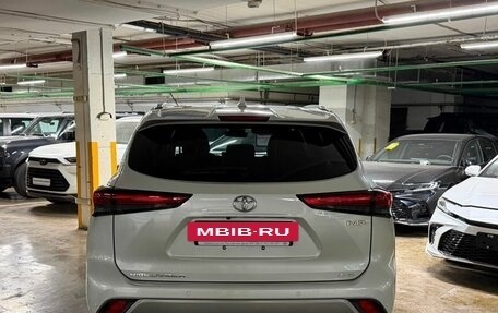 Toyota Highlander, 2026 год, 5 750 000 рублей, 9 фотография