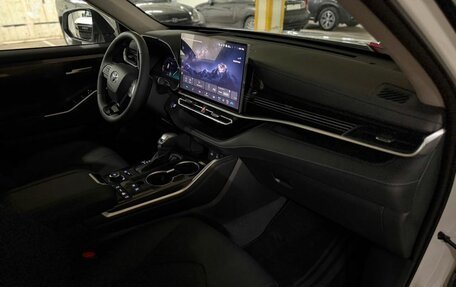 Toyota Highlander, 2026 год, 5 750 000 рублей, 15 фотография