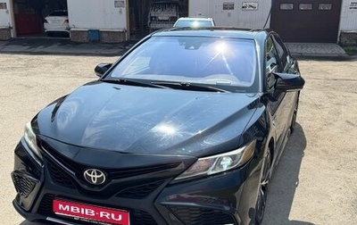 Toyota Camry, 2019 год, 1 650 000 рублей, 1 фотография