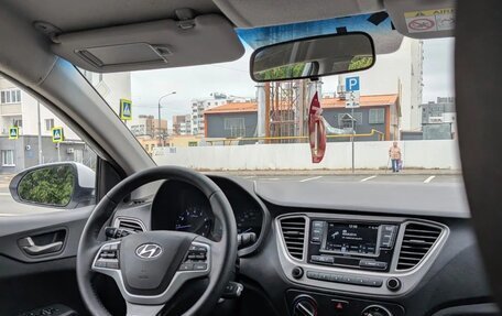 Hyundai Solaris II рестайлинг, 2019 год, 780 000 рублей, 2 фотография