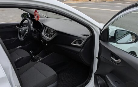 Hyundai Solaris II рестайлинг, 2019 год, 780 000 рублей, 9 фотография