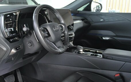Lexus RX IV рестайлинг, 2025 год, 10 850 000 рублей, 14 фотография