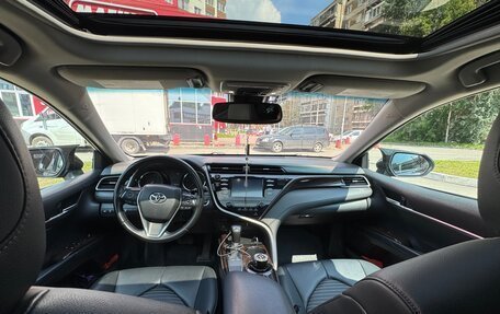 Toyota Camry, 2019 год, 1 650 000 рублей, 5 фотография