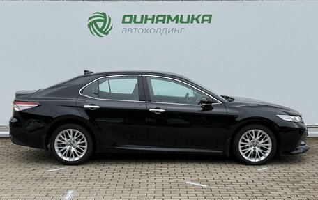 Toyota Camry, 2019 год, 3 750 000 рублей, 4 фотография