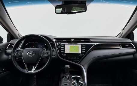 Toyota Camry, 2019 год, 3 750 000 рублей, 15 фотография