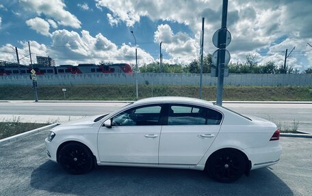 Volkswagen Passat B7, 2011 год, 700 000 рублей, 2 фотография