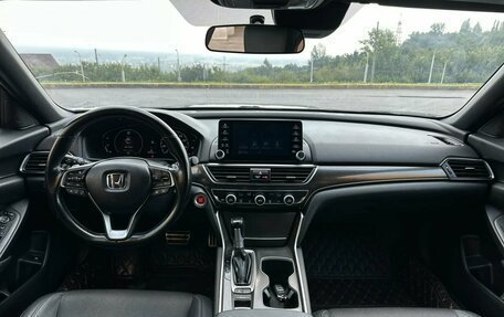 Honda Accord IX рестайлинг, 2020 год, 2 620 000 рублей, 7 фотография