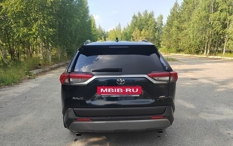 Toyota RAV4, 2020 год, 3 050 000 рублей, 4 фотография