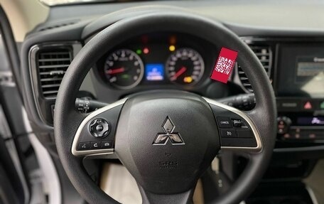 Mitsubishi Outlander III рестайлинг 3, 2022 год, 2 799 000 рублей, 27 фотография