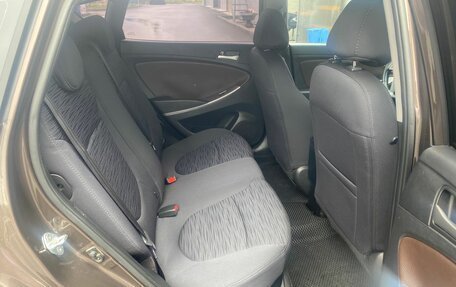 Hyundai Solaris II рестайлинг, 2015 год, 969 000 рублей, 20 фотография