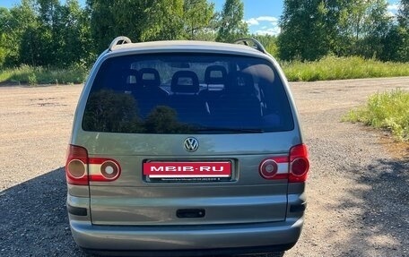 Volkswagen Sharan I рестайлинг, 2005 год, 800 000 рублей, 4 фотография