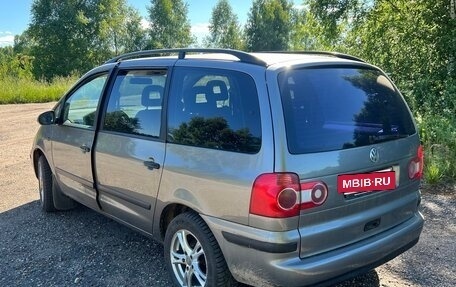 Volkswagen Sharan I рестайлинг, 2005 год, 800 000 рублей, 3 фотография