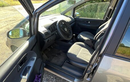 Volkswagen Sharan I рестайлинг, 2005 год, 800 000 рублей, 19 фотография