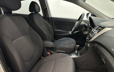 Hyundai Solaris II рестайлинг, 2012 год, 770 000 рублей, 10 фотография