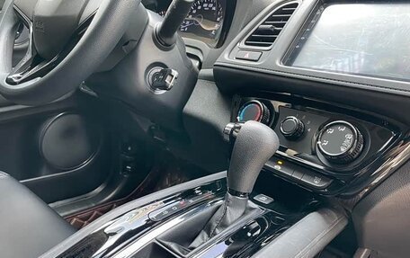 Honda Vezel, 2022 год, 1 250 777 рублей, 8 фотография
