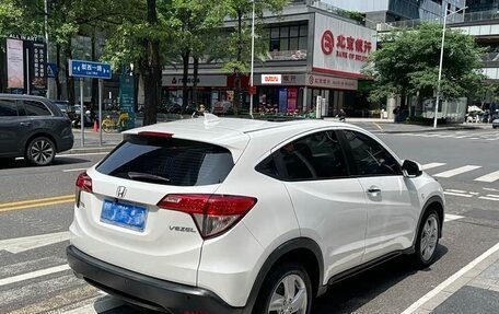 Honda Vezel, 2022 год, 1 250 777 рублей, 12 фотография