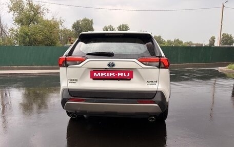 Toyota RAV4, 2025 год, 5 500 000 рублей, 4 фотография