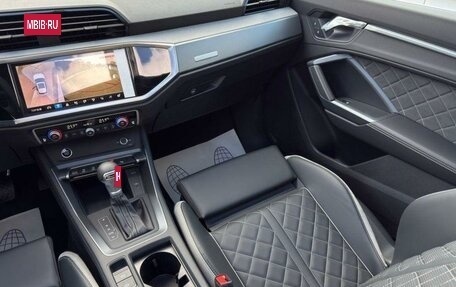 Audi Q3, 2023 год, 2 754 000 рублей, 18 фотография