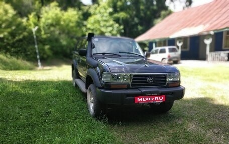 Toyota Land Cruiser 80 рестайлинг, 1991 год, 1 050 000 рублей, 2 фотография