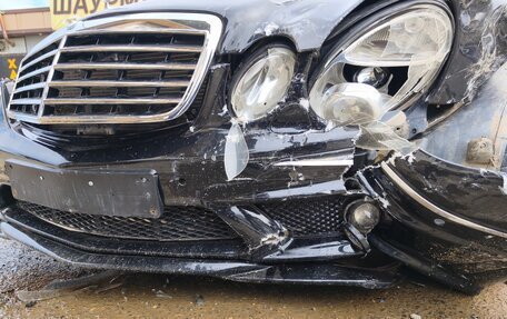 Mercedes-Benz E-Класс, 2005 год, 750 000 рублей, 4 фотография