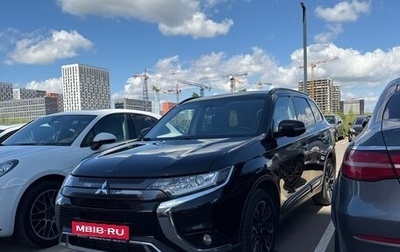 Mitsubishi Outlander III рестайлинг 3, 2021 год, 2 850 000 рублей, 1 фотография