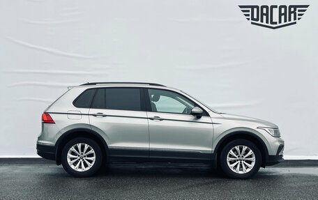 Volkswagen Tiguan II, 2021 год, 2 320 000 рублей, 3 фотография