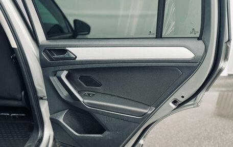 Volkswagen Tiguan II, 2021 год, 2 320 000 рублей, 10 фотография