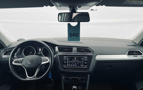 Volkswagen Tiguan II, 2021 год, 2 320 000 рублей, 14 фотография