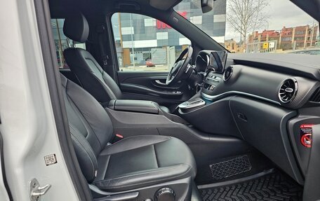 Mercedes-Benz V-Класс, 2021 год, 7 800 000 рублей, 17 фотография