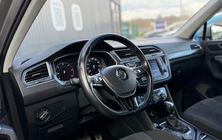 Volkswagen Tiguan II, 2017 год, 2 700 000 рублей, 5 фотография