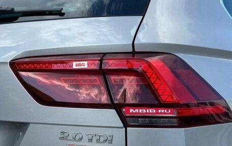 Volkswagen Tiguan II, 2017 год, 2 700 000 рублей, 4 фотография