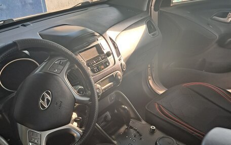 Hyundai ix35 I рестайлинг, 2012 год, 1 290 000 рублей, 6 фотография