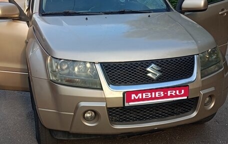 Suzuki Grand Vitara, 2005 год, 800 000 рублей, 2 фотография