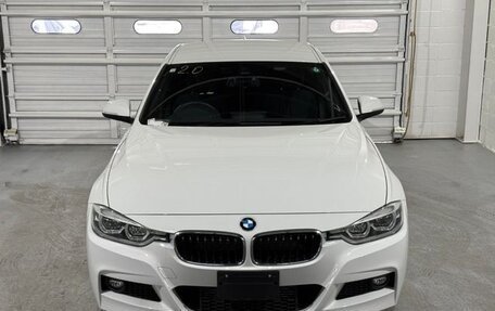 BMW 3 серия, 2017 год, 1 500 000 рублей, 8 фотография
