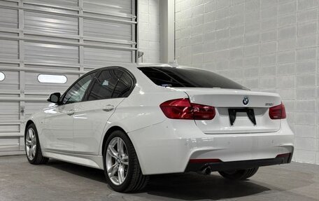 BMW 3 серия, 2017 год, 1 500 000 рублей, 6 фотография