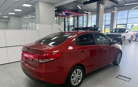 KIA Rio III рестайлинг, 2016 год, 1 000 000 рублей, 6 фотография