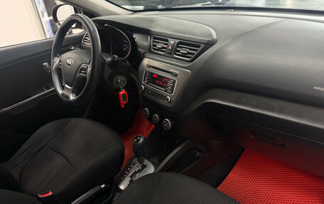 KIA Rio III рестайлинг, 2016 год, 1 000 000 рублей, 9 фотография