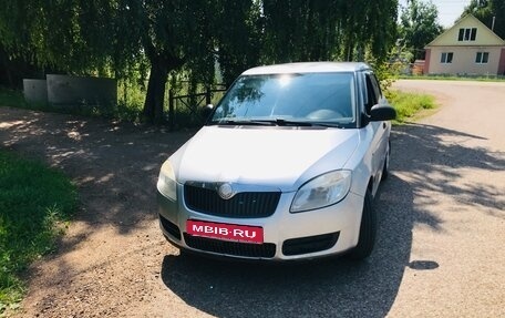 Skoda Fabia II, 2008 год, 380 000 рублей, 1 фотография