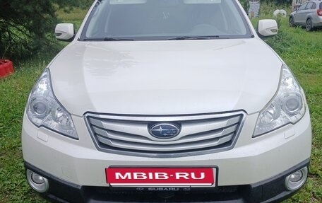 Subaru Outback IV рестайлинг, 2010 год, 1 100 000 рублей, 2 фотография