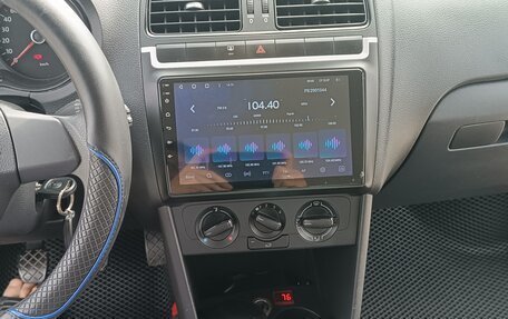 Volkswagen Polo VI (EU Market), 2013 год, 1 000 000 рублей, 4 фотография