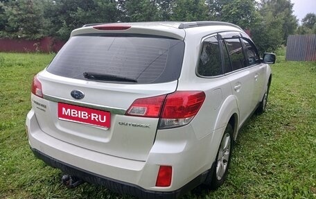 Subaru Outback IV рестайлинг, 2010 год, 1 100 000 рублей, 11 фотография