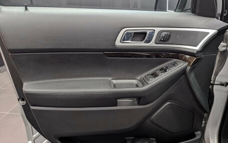 Ford Explorer VI, 2015 год, 2 600 000 рублей, 19 фотография